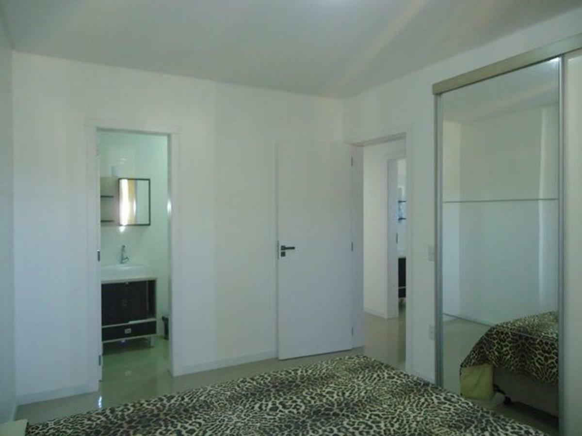 Res. Antonio Pinheiro. Apartamento Com 2 Dormitorios. Bombinhas Exterior foto